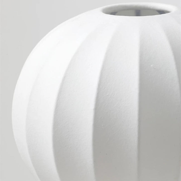 Deko Balloon Table Lamp – Elegant LED Lamp for Living Room and Bedroom | Stornfield