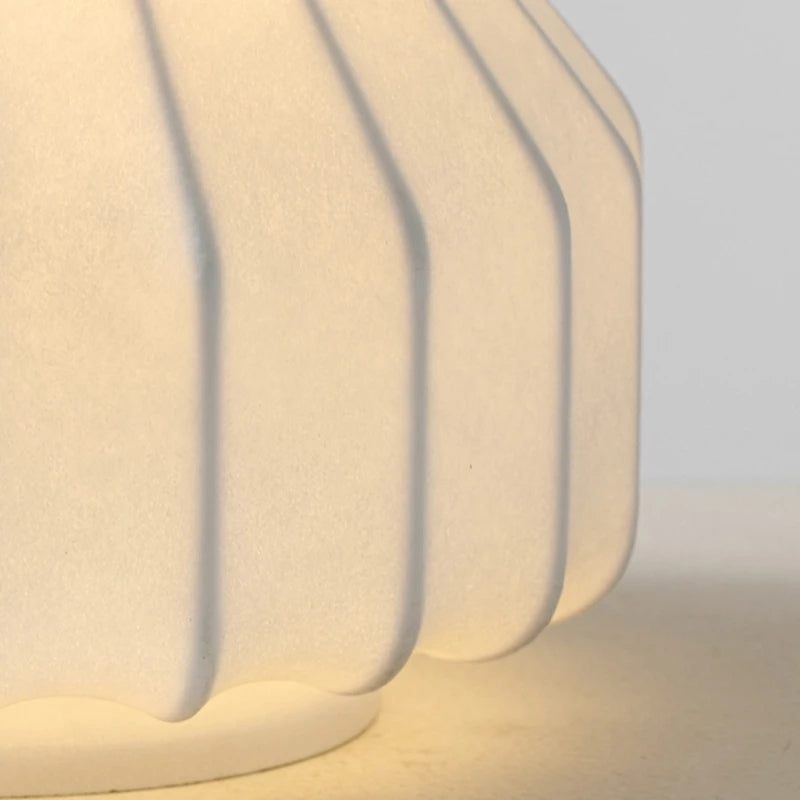 Deko Balloon Table Lamp – Elegant LED Lamp for Living Room and Bedroom | Stornfield