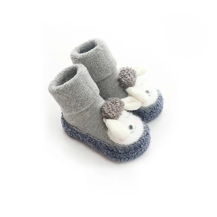 Cozy baby shoes made of cotton | Plush warmth for little feet | Stornfield