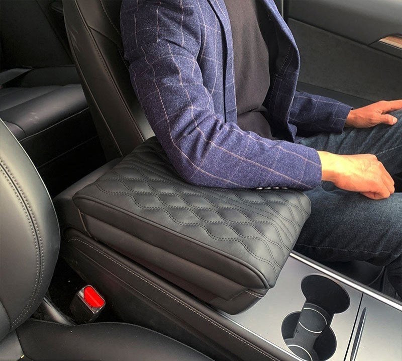 Universal Leather Armrest Cushion | Durable, comfortable and universally applicable | Stornfield