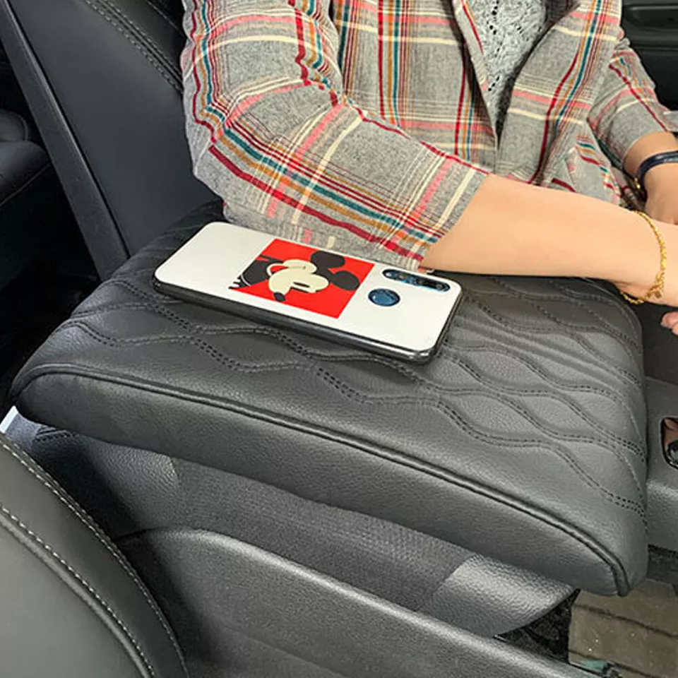 Universal Leather Armrest Cushion | Durable, comfortable and universally applicable | Stornfield