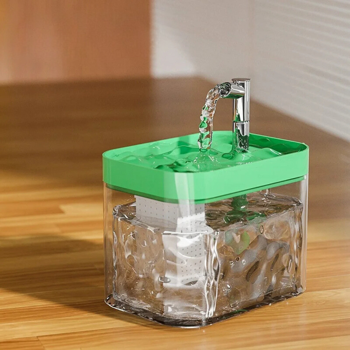 Automatic water fountain for pets | Clean, continuous water for your furry friend | Stornfield