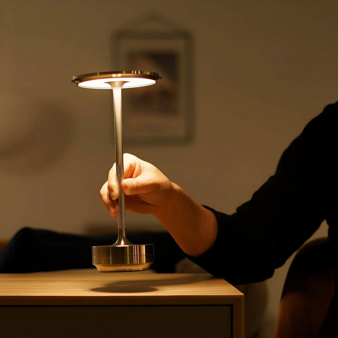 AmberGlow - The Stornfield wireless and rechargeable mood lamp