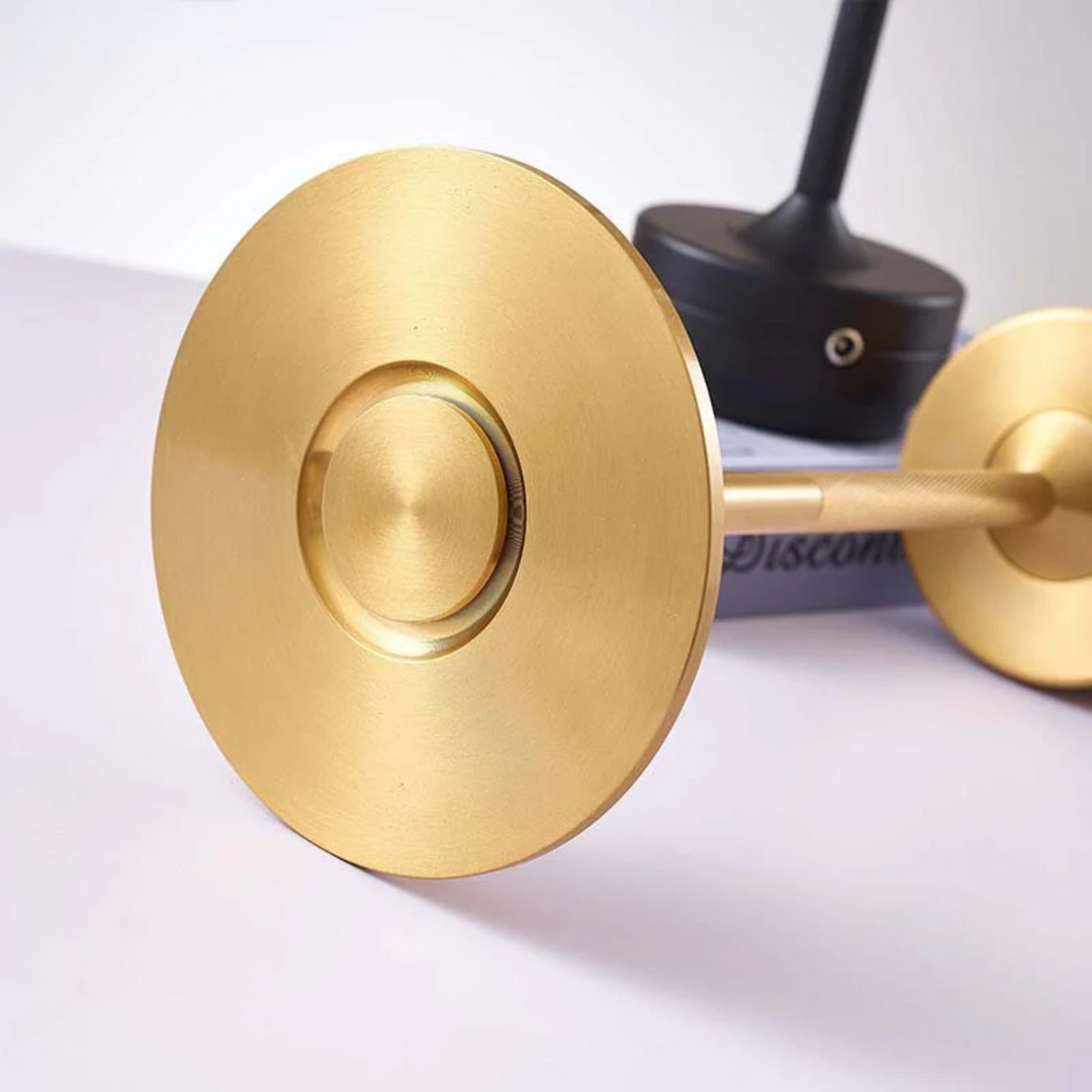 AmberGlow - The Stornfield wireless and rechargeable mood lamp