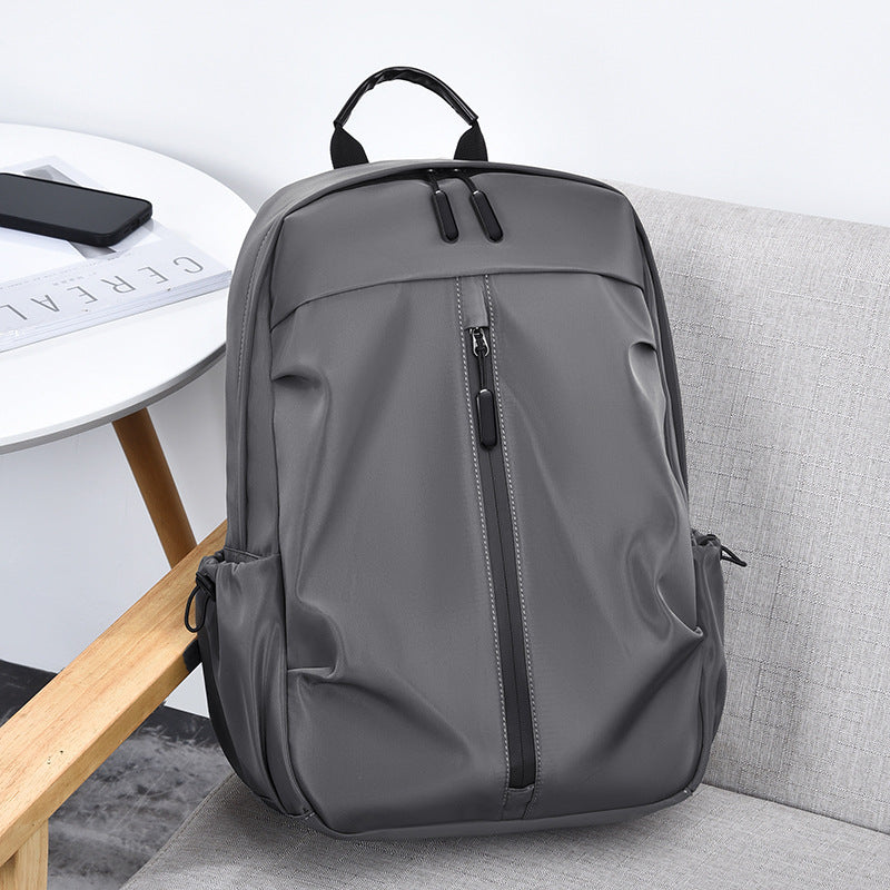 Nylon backpack, 20–35 L, waterproof and shock-absorbing