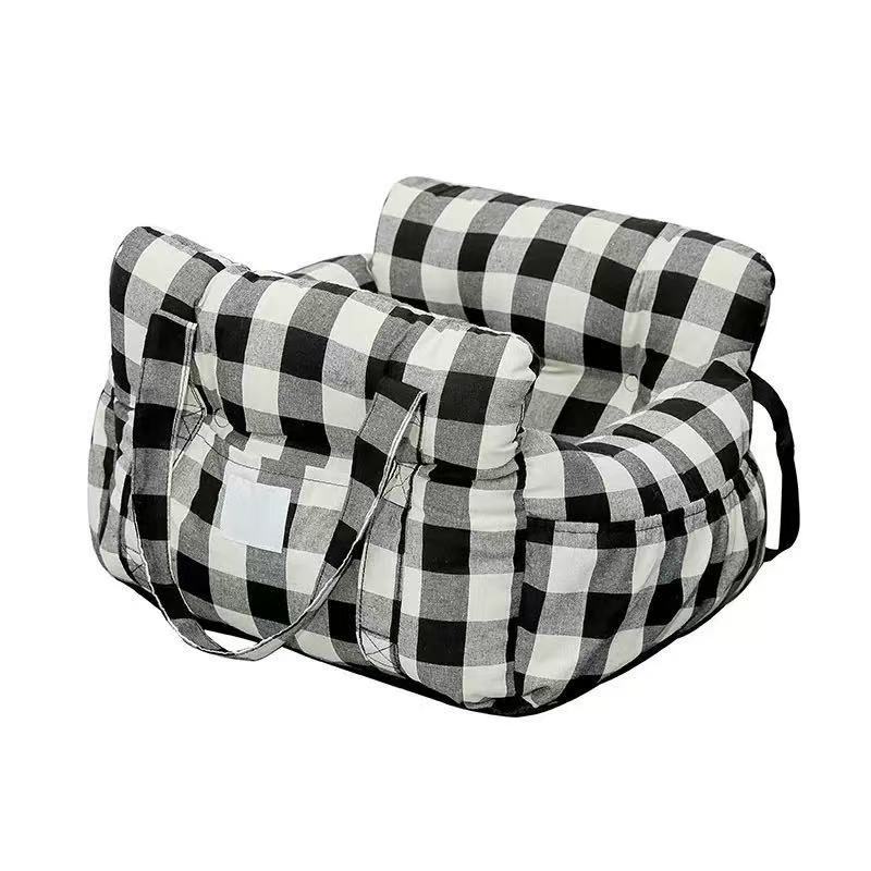 Car seat and travel bed for dogs, washable
