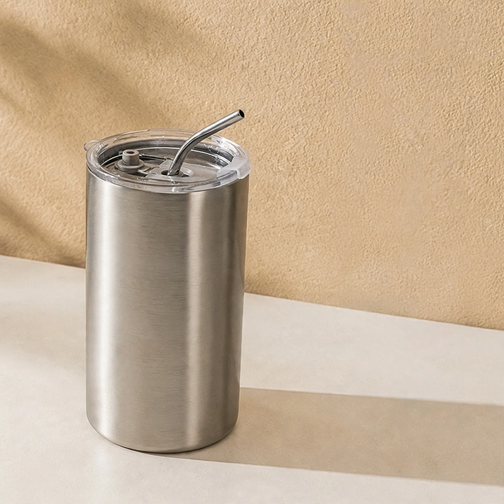 Insulated mug 350–600 ml with double wall and drinking lid