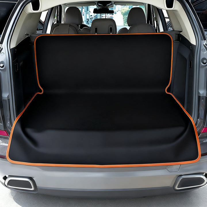 Trunk protection for pets, water-repellent