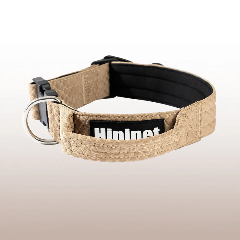 Comfortable fabric collar for large dogs