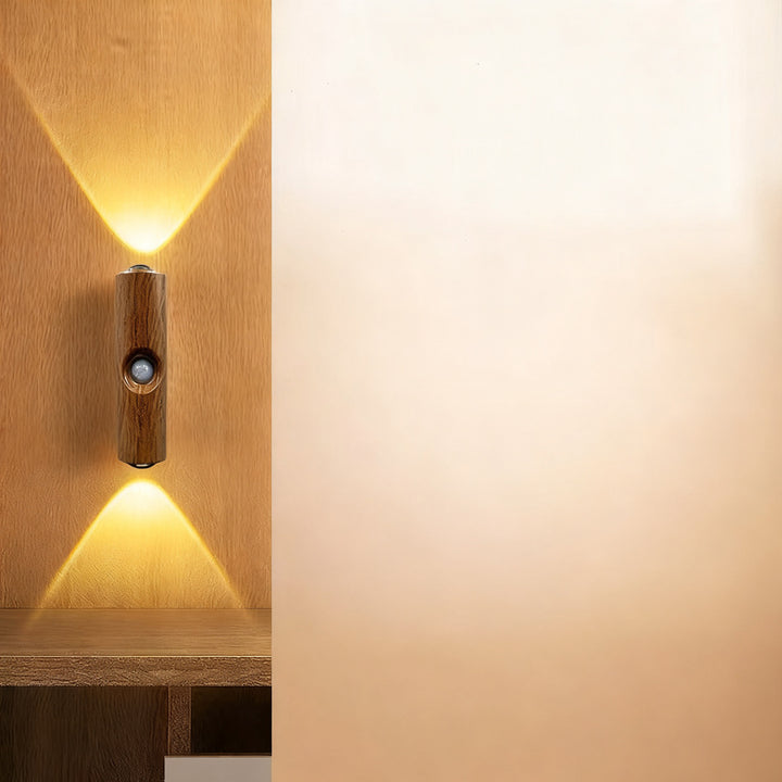 Wall lamp with motion sensor and LED