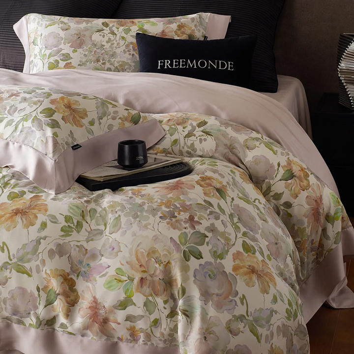 Bedding set made of lyocell with floral pattern