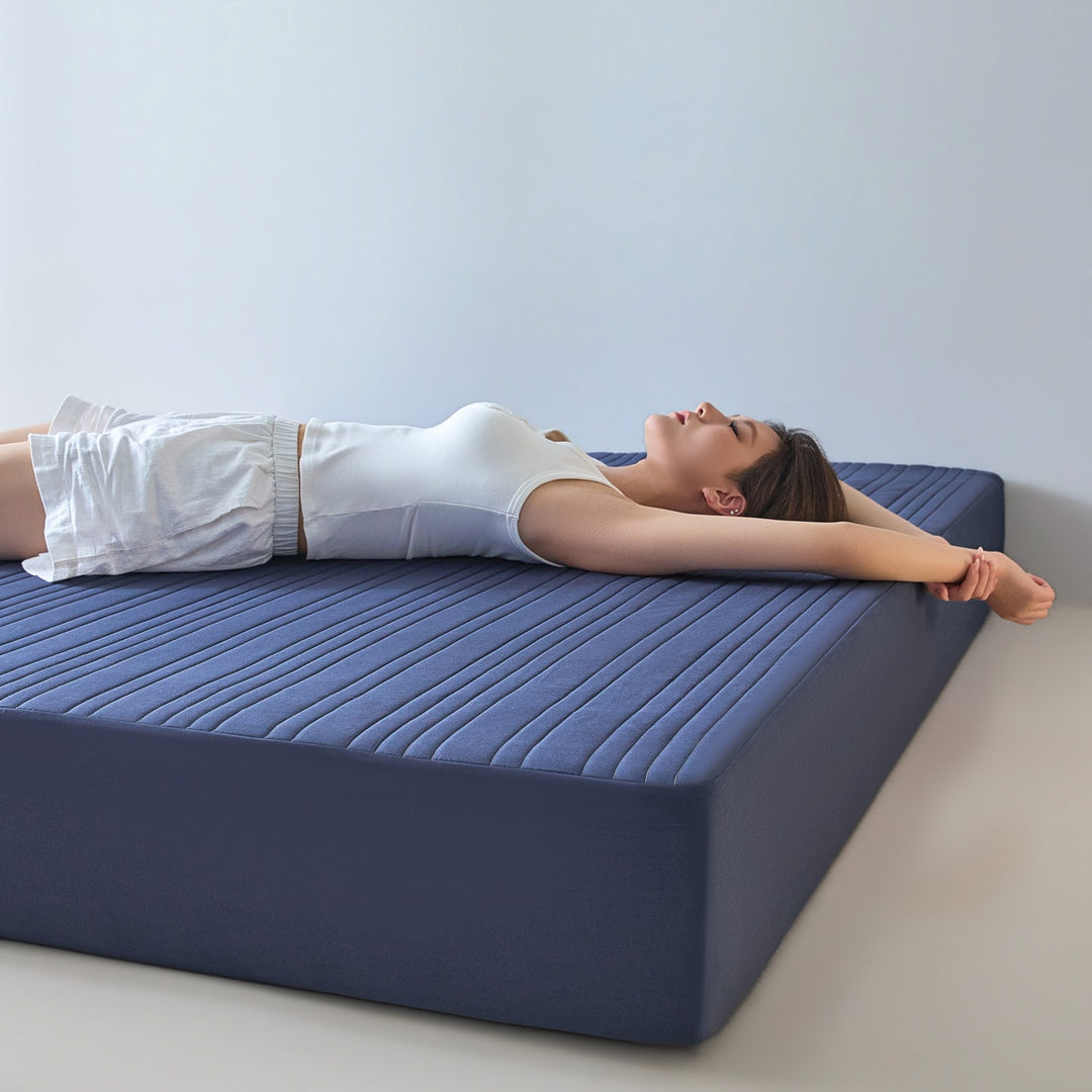 Waterproof mattress cover with padding, antibacterial