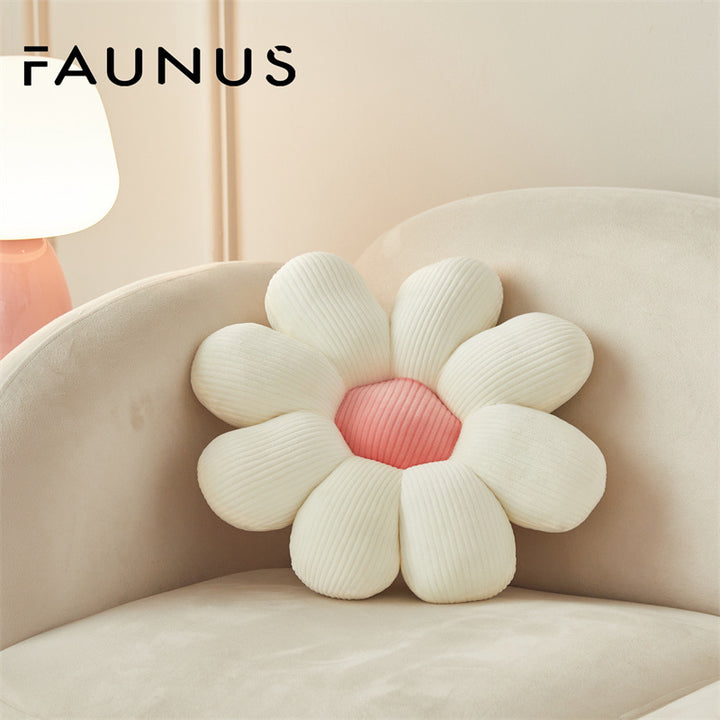 Cushion with floral pattern made of polyester