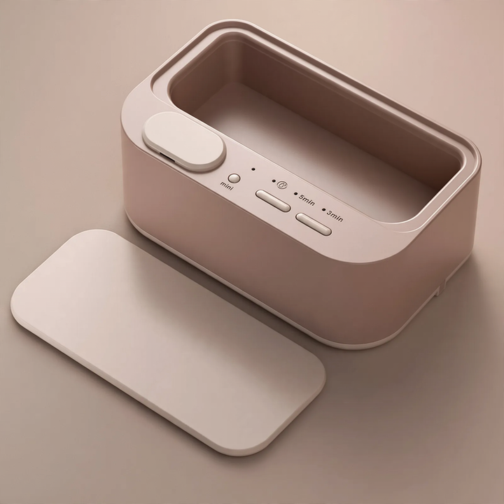 Ultrasonic cleaning device for glasses and jewelry