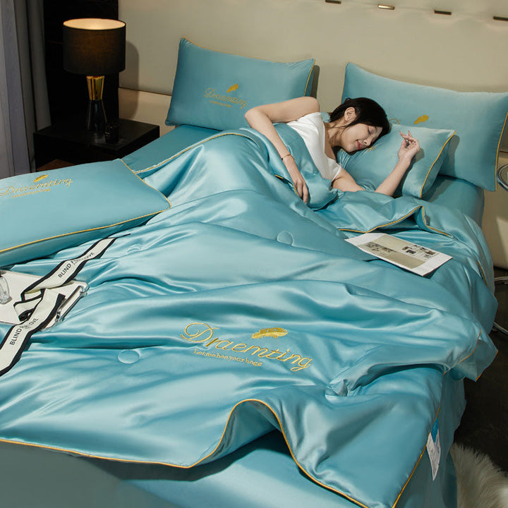 All-season comfort duvet | Stornfield