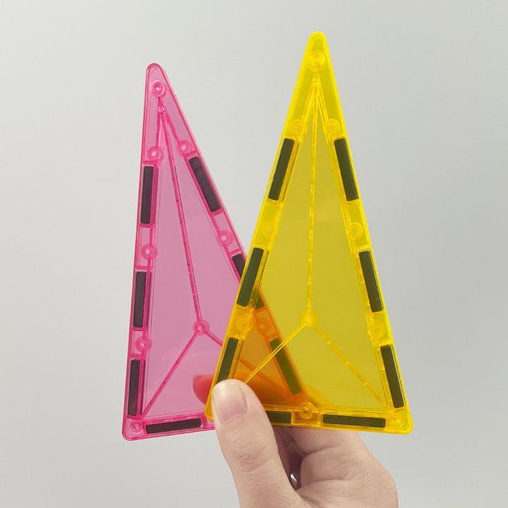 Magnetic building tiles in different shapes