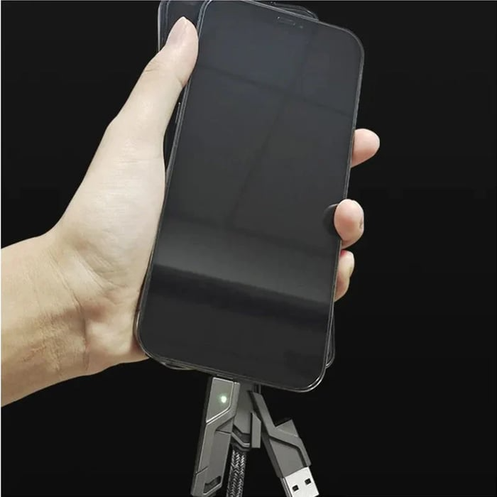 4-in-1 Anti-Tangle-Charger | Stornfield