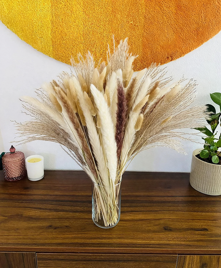 Dried flower bouquet, pampas and natural materials