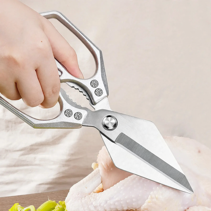 Kitchen scissors made of stainless steel