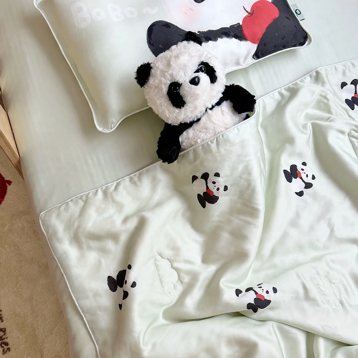 Summer blanket for children made of lyocell fiber