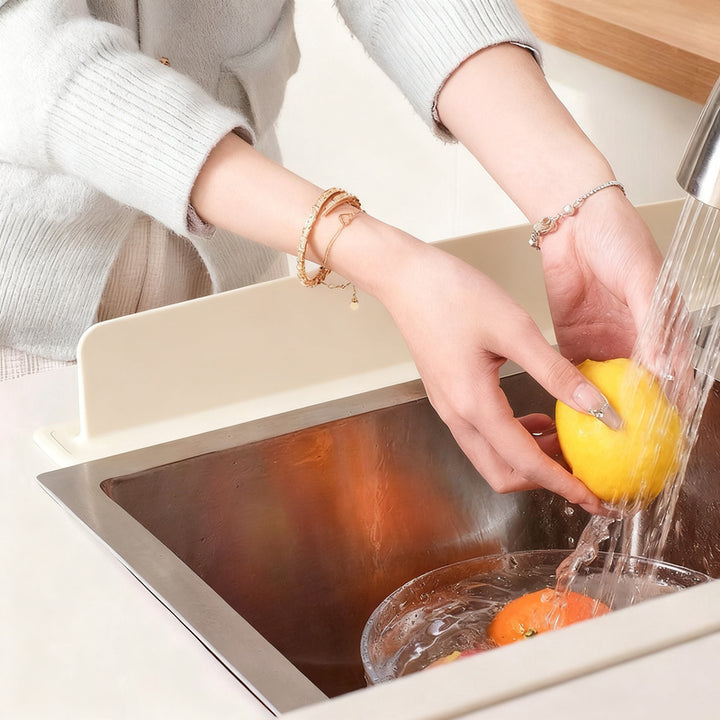 Silicone splash guard for sink