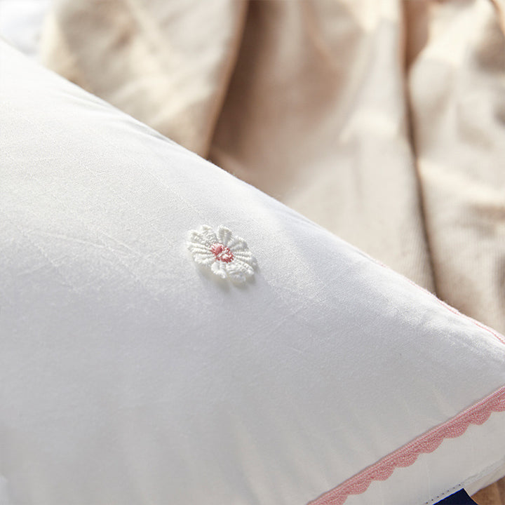 Cotton pillow with polyester filling, washable