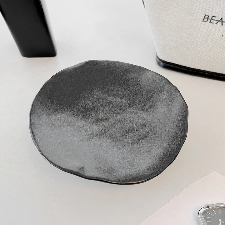 Ceramic tray, white or black, vintage design