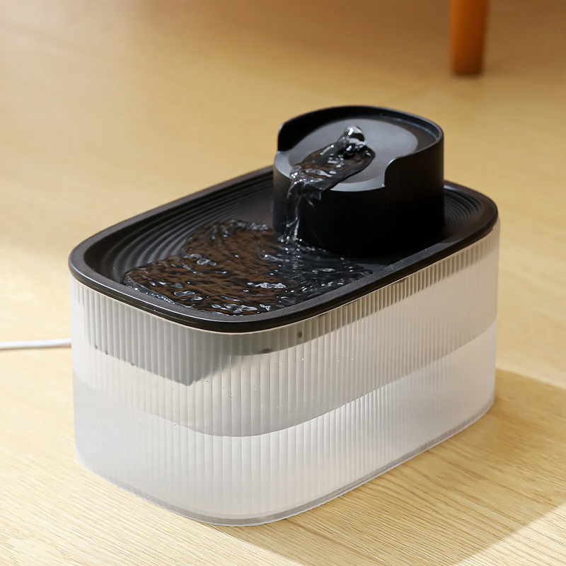 Automatic pet water bowl with circulation