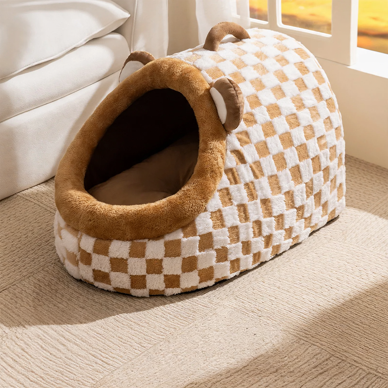 Half-open cat bed with carrying handle, warming