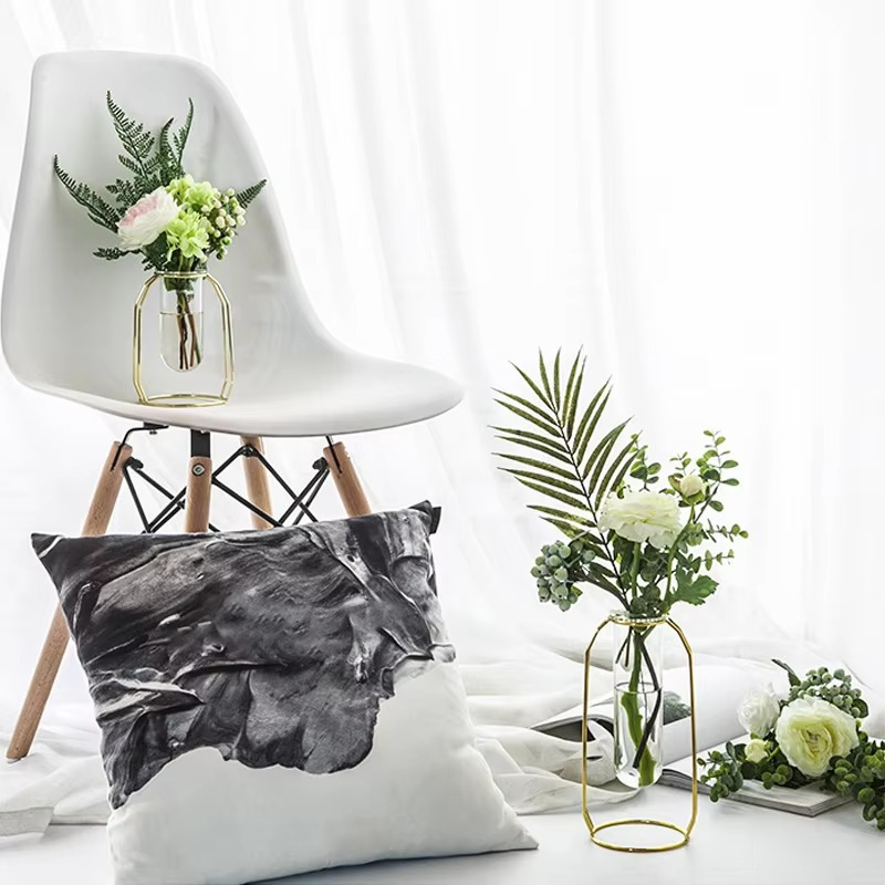 Stornfield Elegant Base for Stylish Floral Arrangements