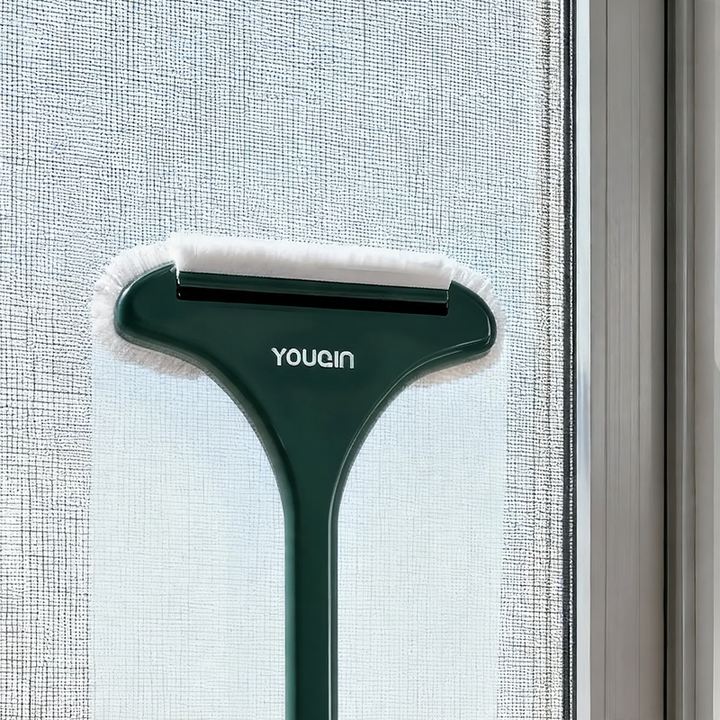 2-in-1 window and fly screen cleaning brush