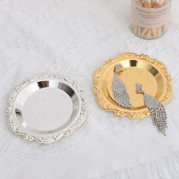 Decorative bowl with relief pattern, gold