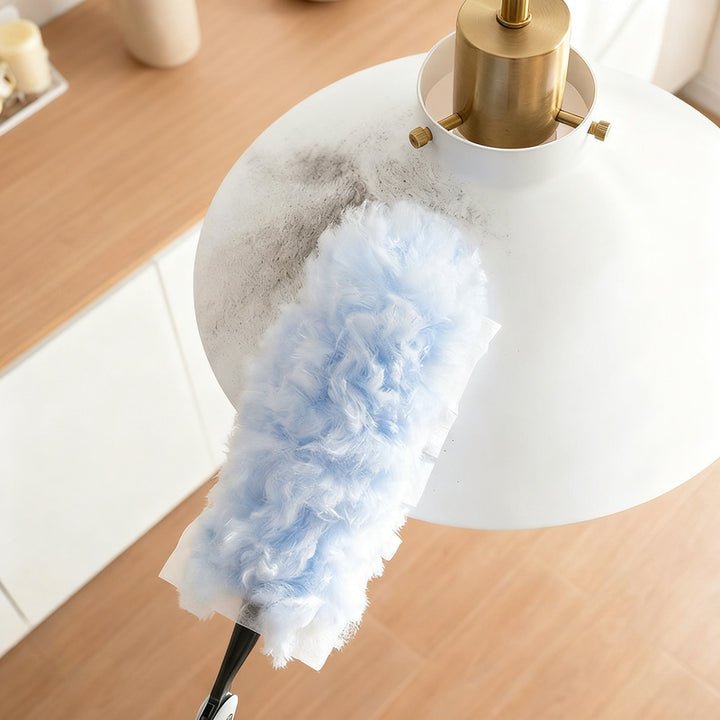 Telescopic dust duster with interchangeable brushes