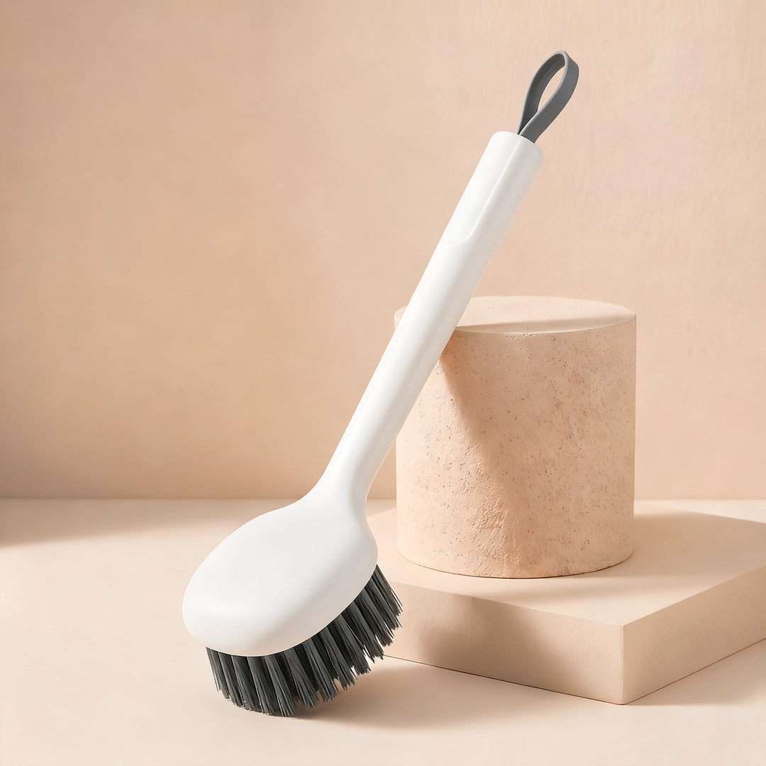 Long handle pot brush, scratch-resistant