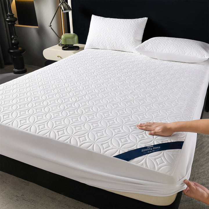 Waterproof fitted sheet with padding
