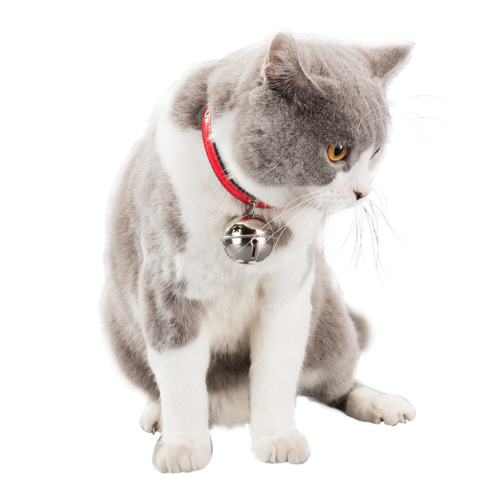 Adjustable pet collar with bell