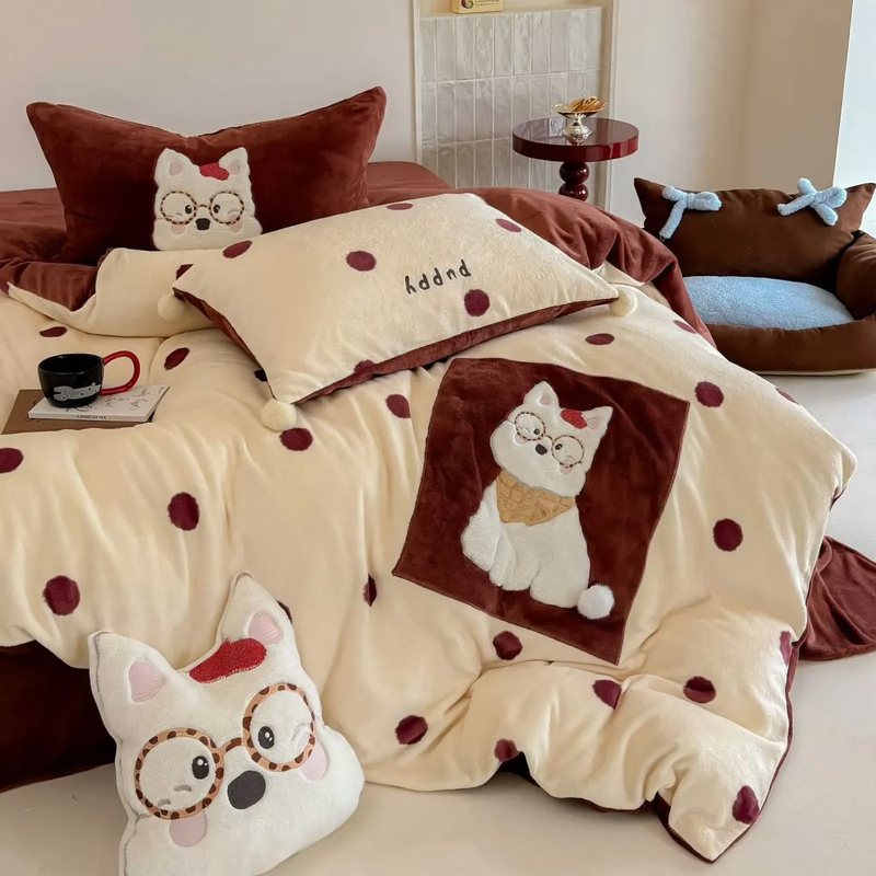 Bedding set made of milk fiber with dog motif
