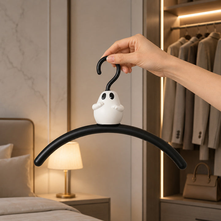 Hanger with ghost design, scratch-free and non-slip