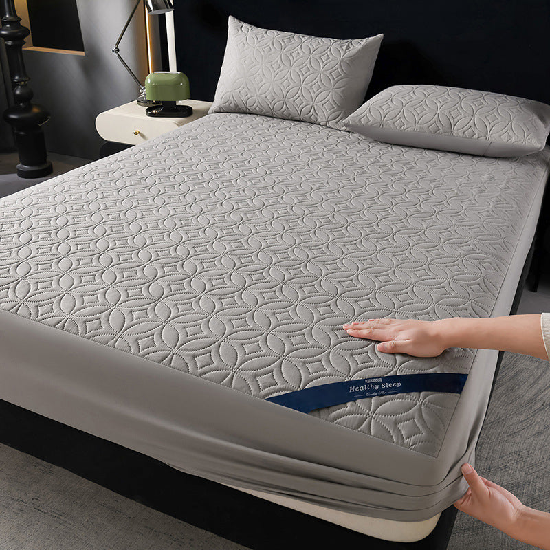 Waterproof fitted sheet with padding