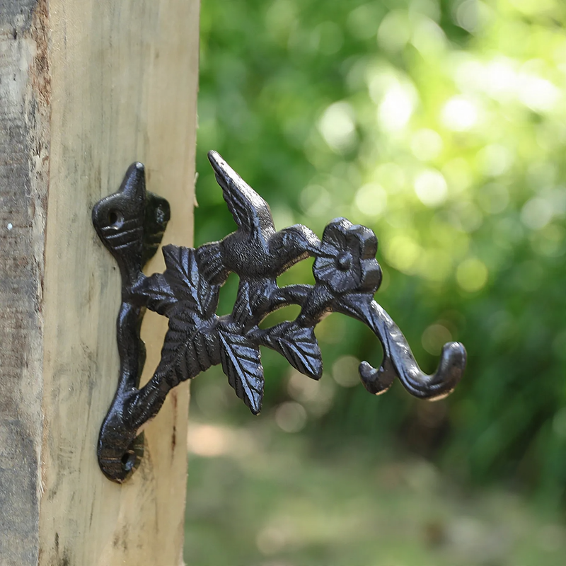 Cast iron wall hooks, American style