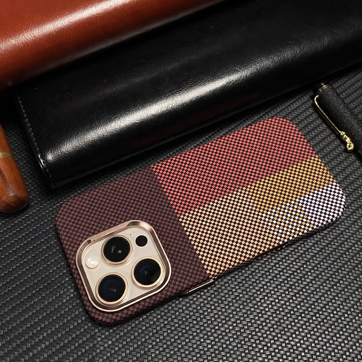 Protective case for iPhone, shockproof, with magnetic mount