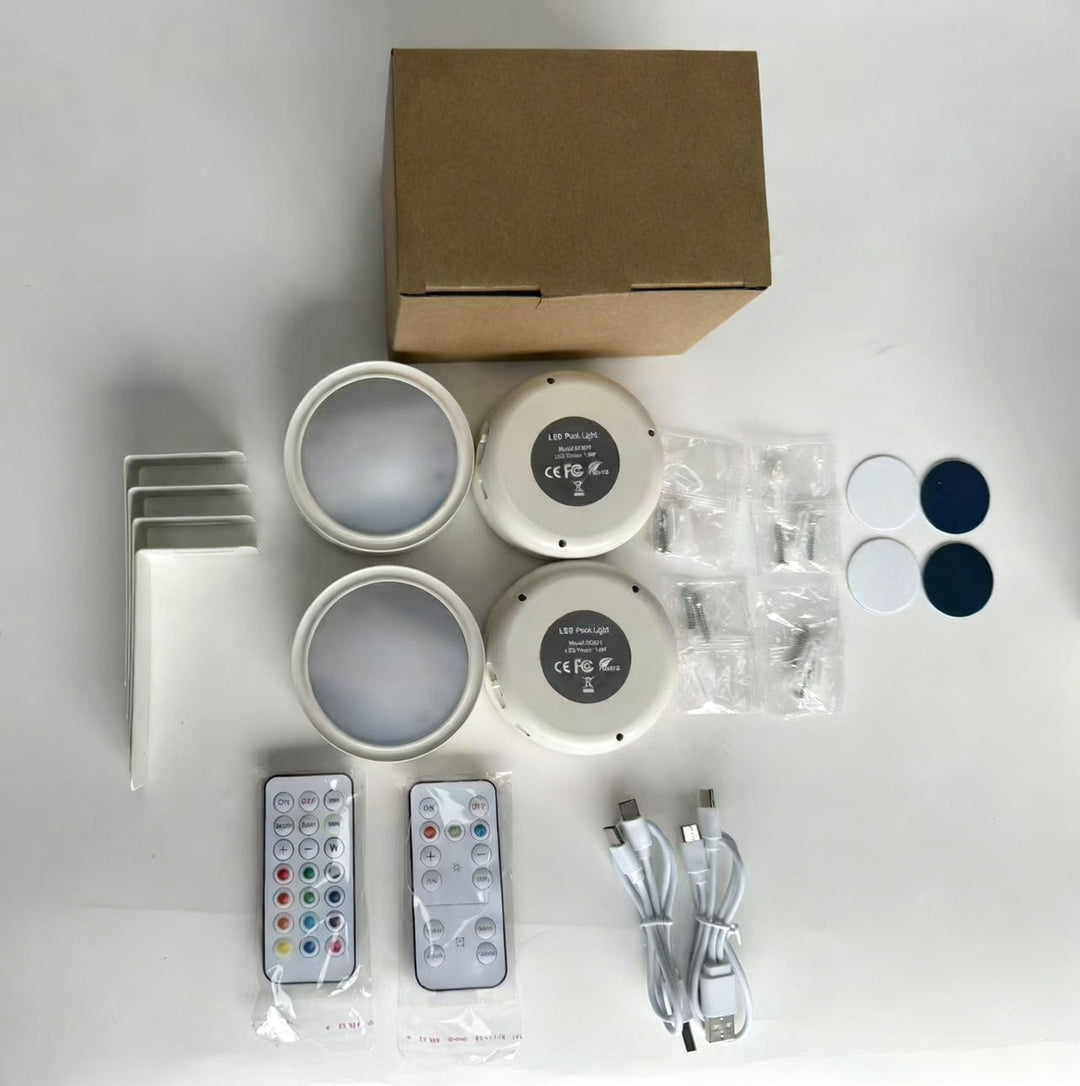Wall lamp with motion sensor and LED