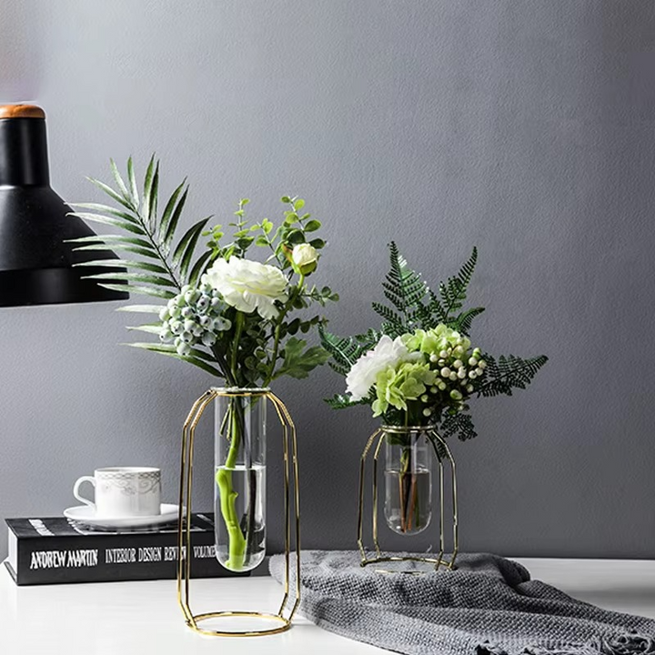 Stornfield Elegant Base for Stylish Floral Arrangements