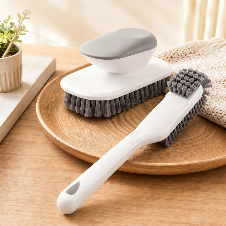 Shoe brush with long handle, double-sided