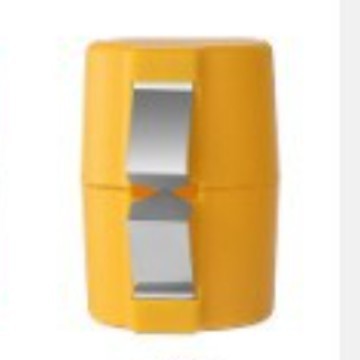 Egg peeler for peeling and separating