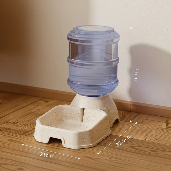 Pet feeding set with drinking bowl and food bowl
