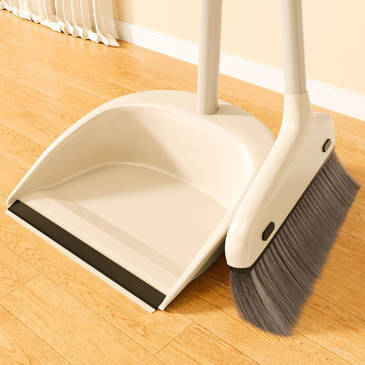Broom set with scoop and dustpan
