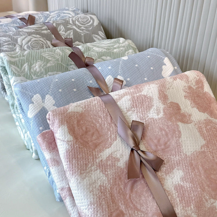 Cooling mat ice silk with pillow covers