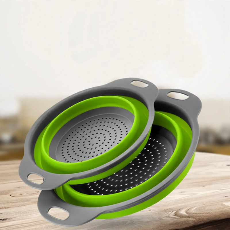 Folding vegetable bowl with strainer