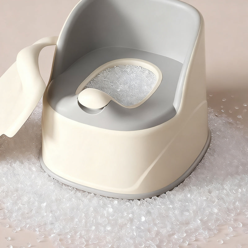 Child potty made of plastic
